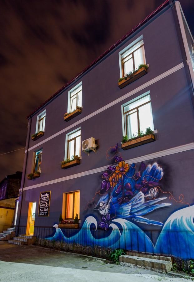 Отель Komuna Hostel & Hotel Батуми-4