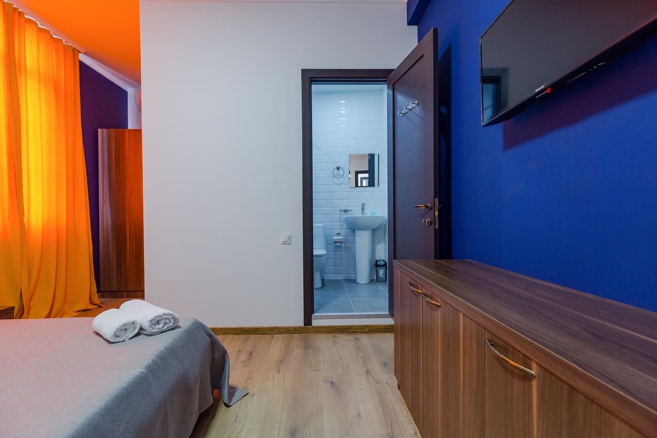 Отель Komuna Hostel & Hotel Батуми-13