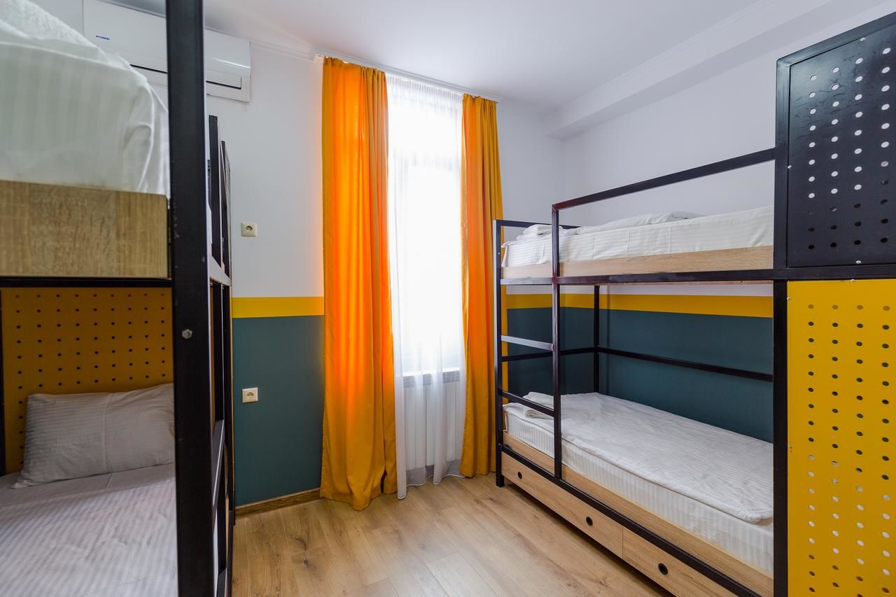 Отель Komuna Hostel & Hotel Батуми-34