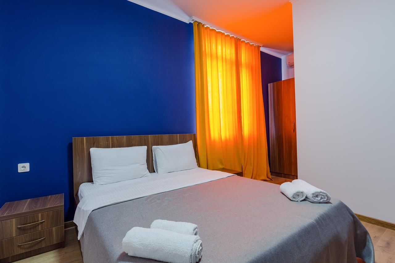 Отель Komuna Hostel & Hotel Батуми-10