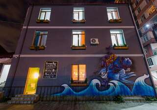 Отель Komuna Hostel & Hotel Батуми-1