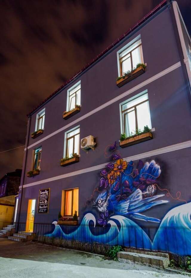 Отель Komuna Hostel & Hotel Батуми-3