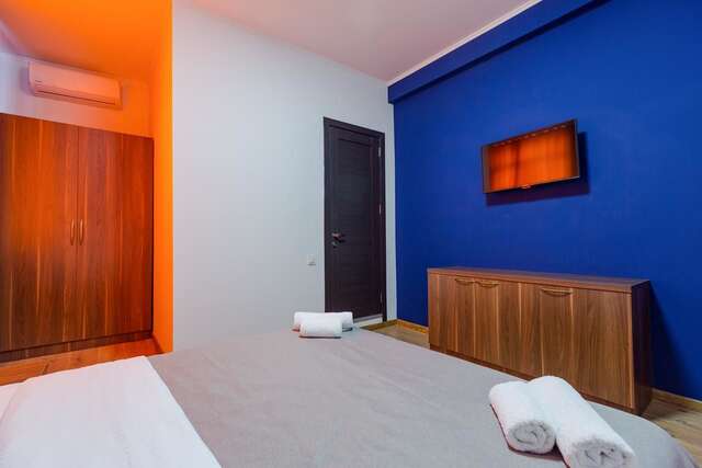 Отель Komuna Hostel & Hotel Батуми-10